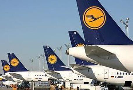 Lufthansa сократит до 15 процентов менеджеров 