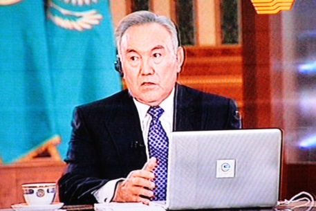 Казахстан не допустит иностранного контроля над крупнейшими банками