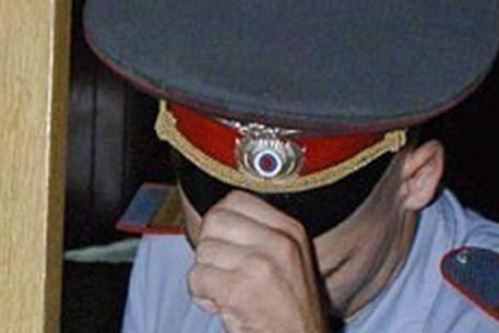 Петербургский милиционер избил задержанного из-за личной неприязни