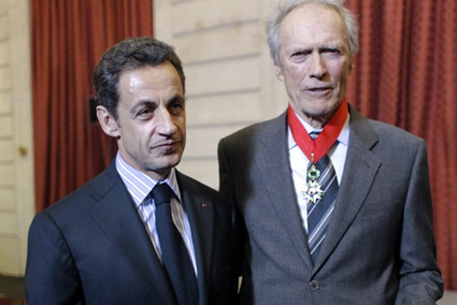 Саркози наградил Иствуда орденом Почетного легиона 