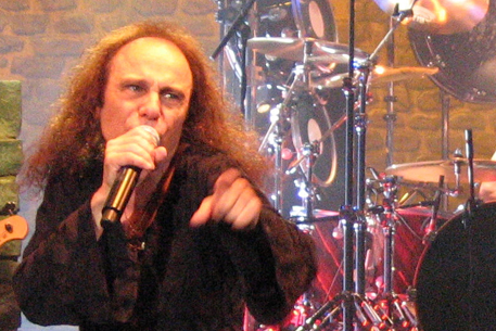 Скончался экс-участник Black Sabbath Ронни Джеймс Дио