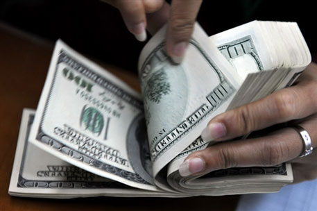 ООН призвала заменить доллар единой валютой