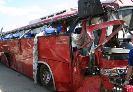 В Боливии жертвами ДТП с участием автобуса стали шесть человек 