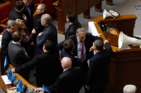 БЮТ заблокирует работу парламента для досрочных выборов