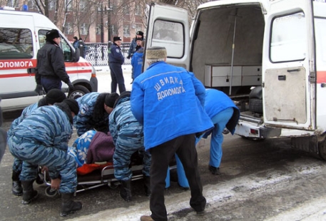 При взрыве в больнице Луганска погибли пять человек