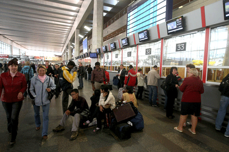 Неизвестный заявил о заложенной бомбе на Курском вокзале