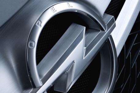 General Motors пообещал вернуть акции Opel
