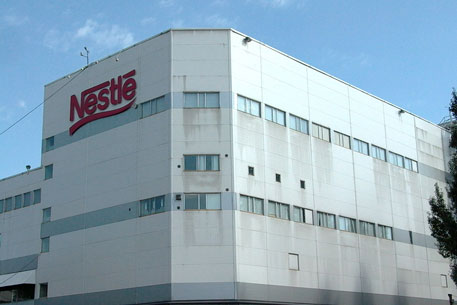 Налоговик из Самары пытался обанкротить фабрику Nestle