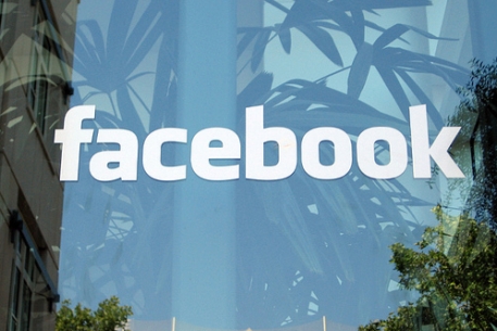 На Facebook разместят баннерную рекламу для рунета