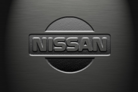 Продажи автомобилей Nissan в России снизятся вдвое