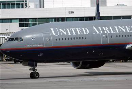 Самолет United Airlines совершил посадку из-за угрозы взрыва