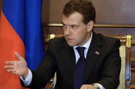 Медведев поручил оказать гуманитарную помощь Чили