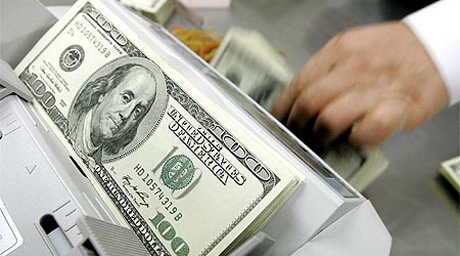 Российские аналитики не исключают рост доллара в Казахстане до 180 тенге