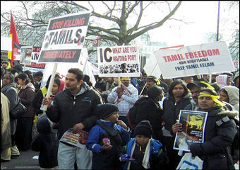 Демонстранты штурмовали посольство Шри-Ланки в Норвегии